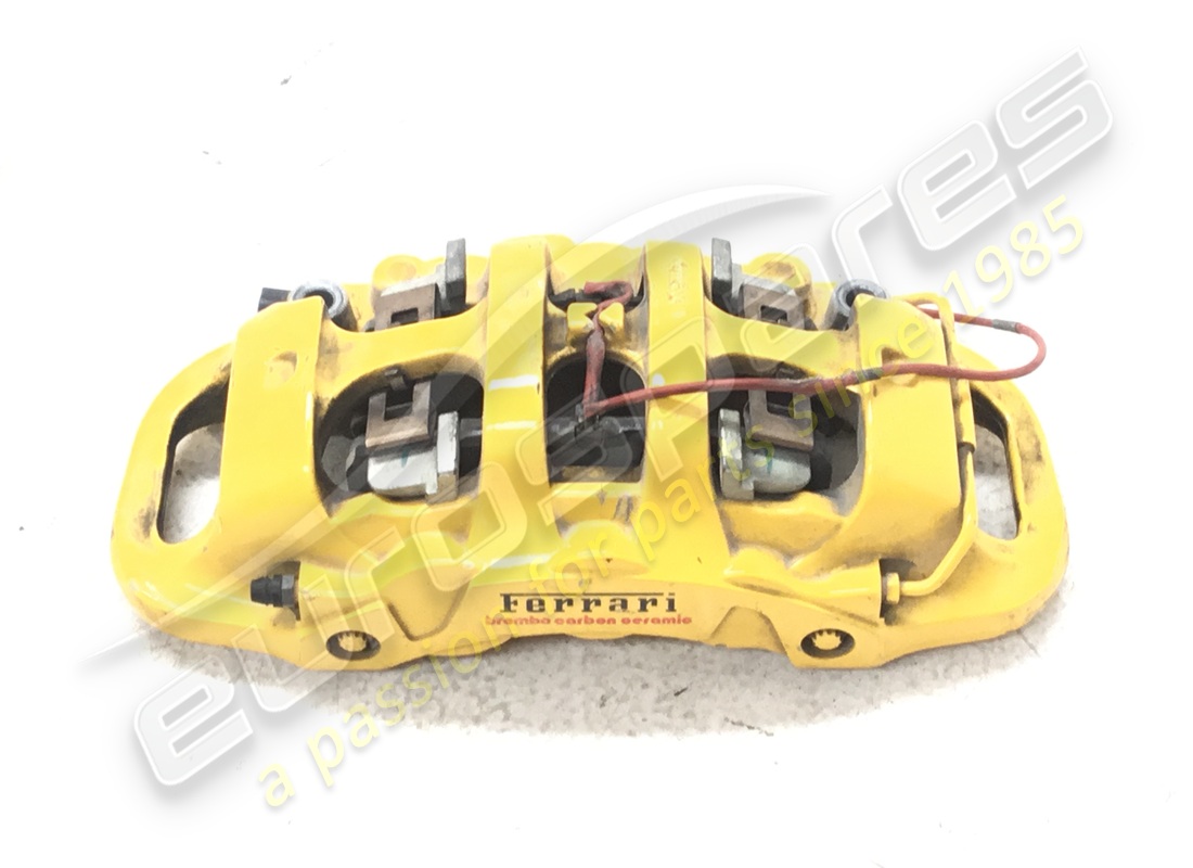 PINZA ANTERIORE SX USATA Ferrari CON PASTIGLIE. NUMERO PARTE 328368 (1)