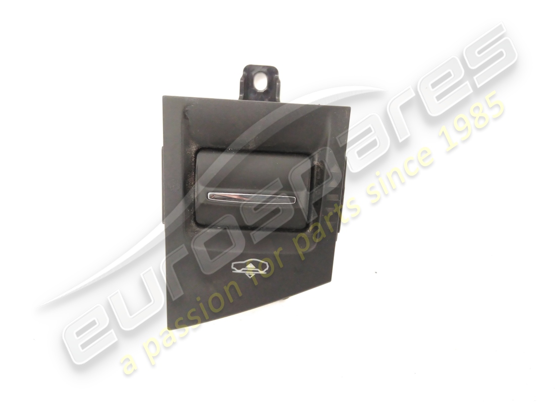 INTERRUTTORE DI CONTROLLO DEL SISTEMA DI SOSPENSIONE PNEUMATICA Maserati USATO. NUMERO PARTE 670064672 (1)