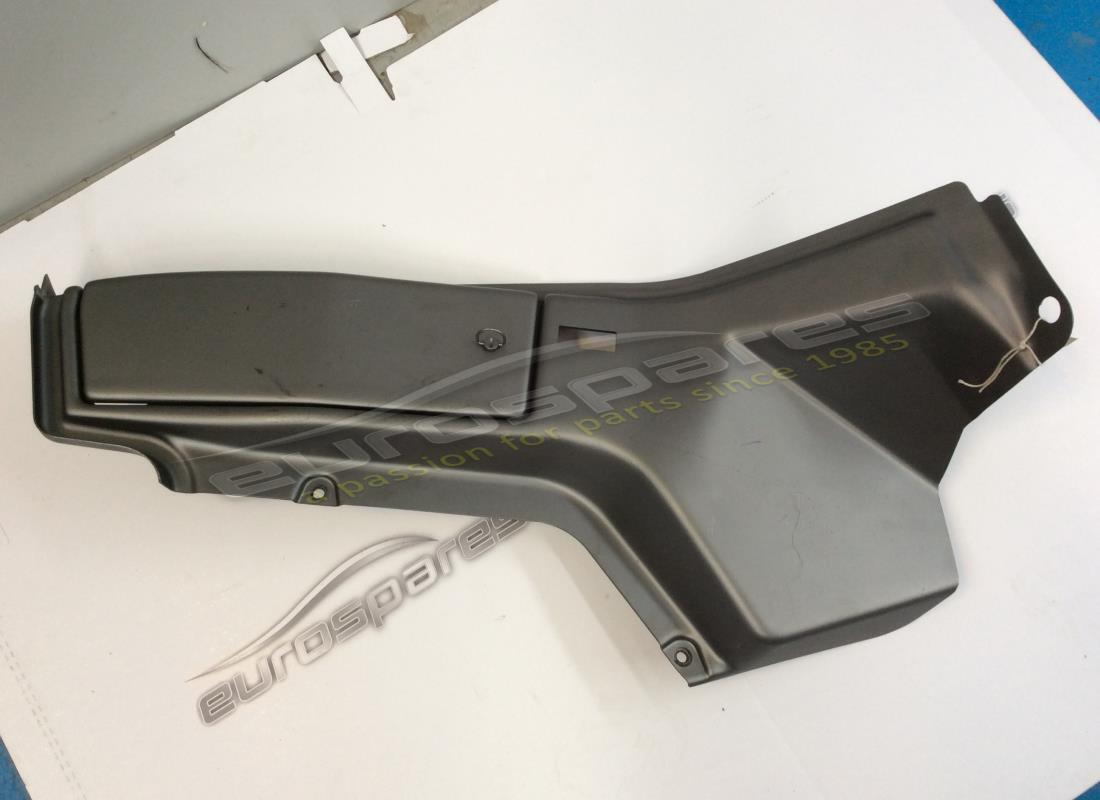USATO Ferrari SCUDO LATERALE SX. NUMERO PARTE 80763900 (1)