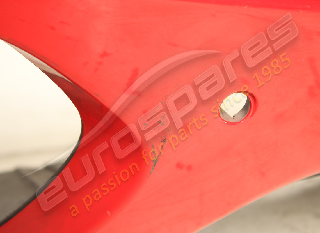 paraurti posteriore ferrari usato. numero parte 84725710 (6)