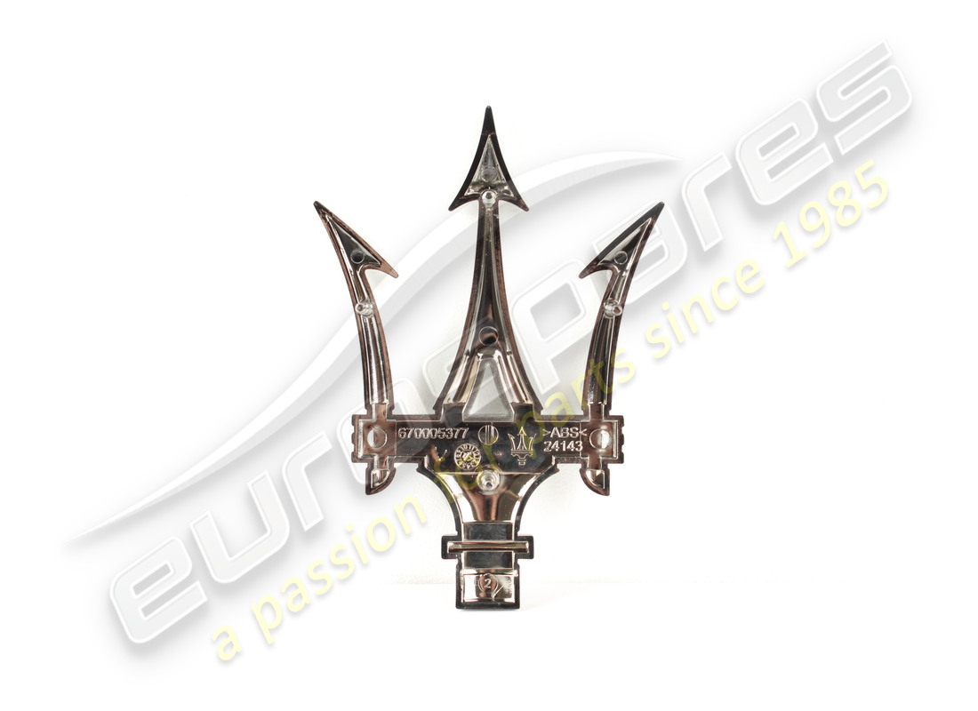 nuovo maserati emblema tridente. numero parte 670137338 (2)
