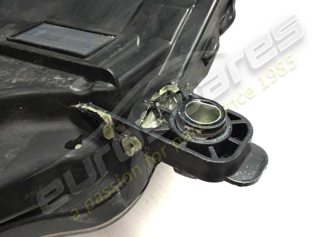 faro anteriore bi-xenon destro afs usato ferrari. numero parte 329982 (5)