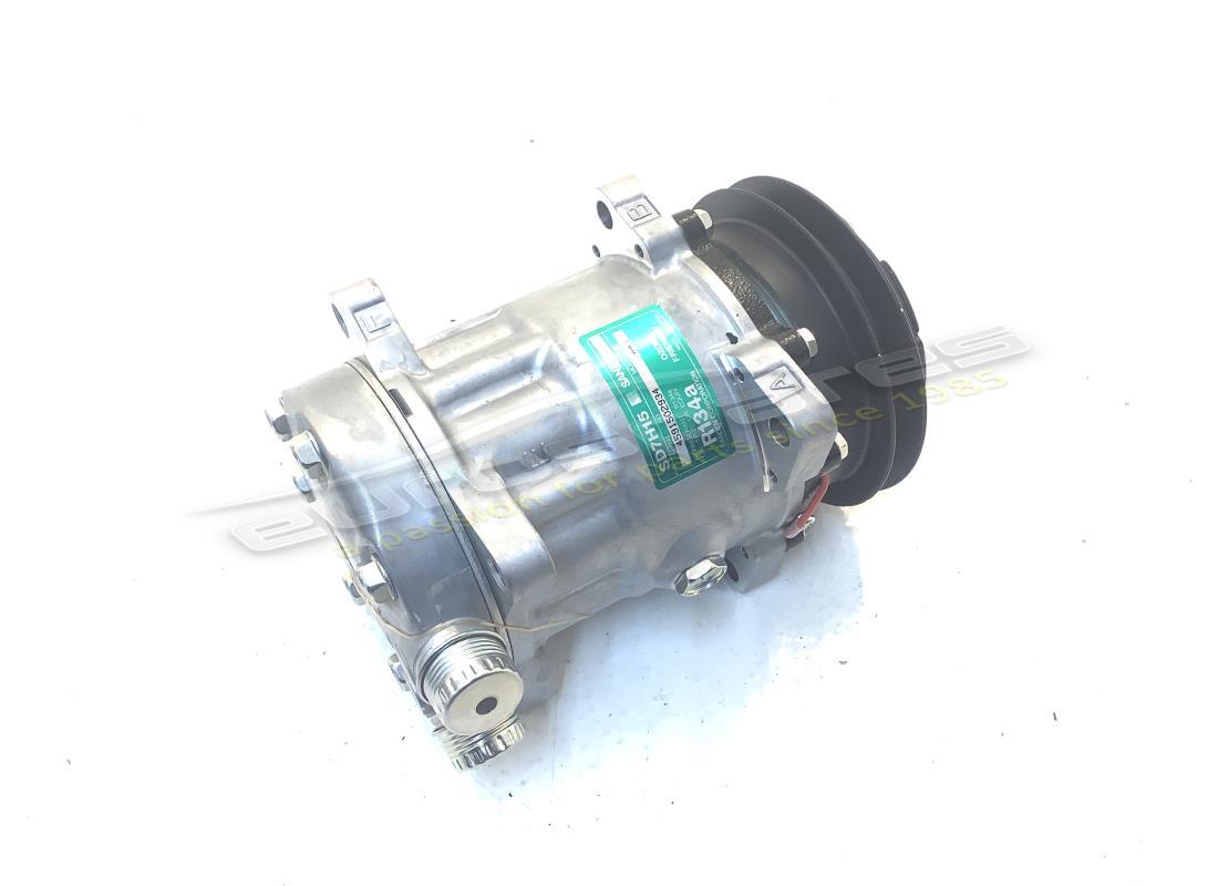 NUOVO Ferrari COMPRESSORE A/C . NUMERO PARTE 147895 (1)