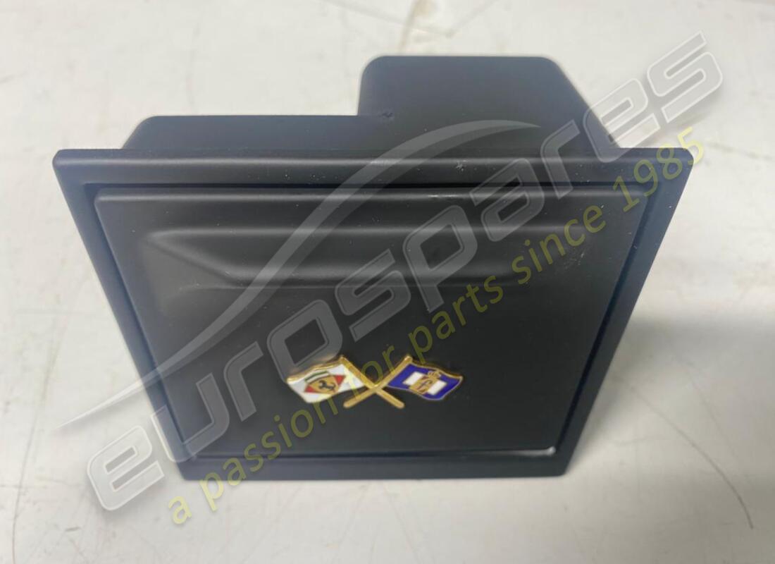 nuovo posacenere ferrari. numero parte 67505800 (2)