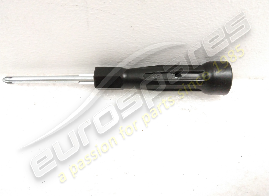 CACCIAVITE Lamborghini USATO. NUMERO PARTE 8Z0012255 (1)
