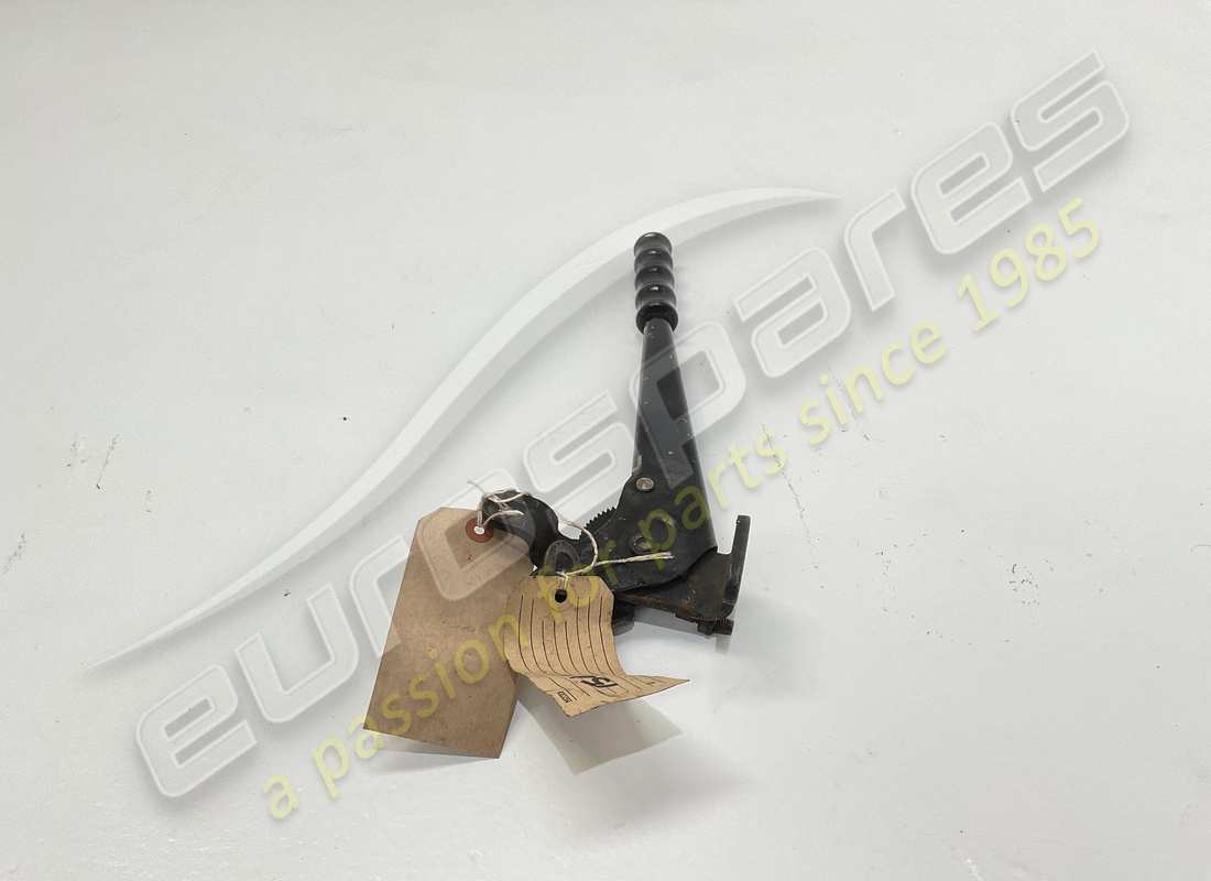 leva maserati usata. numero parte 1011550151082 (2)
