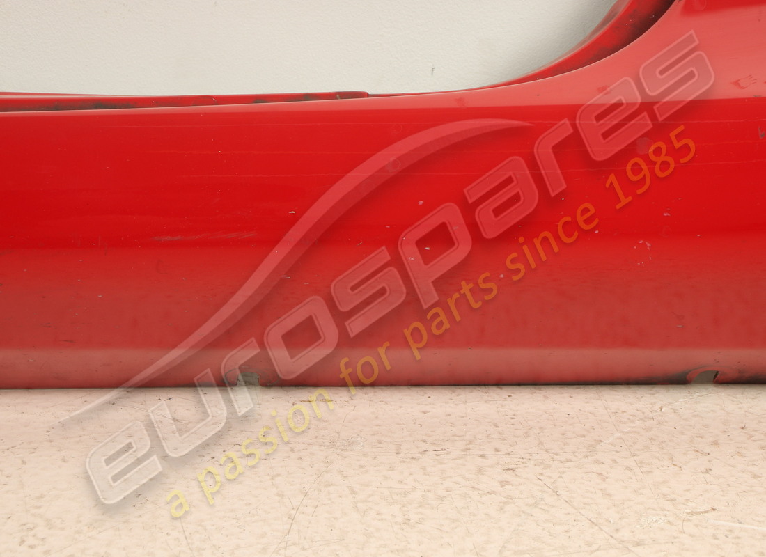 rivestimento sottoporta sx usato ferrari. numero parte 66099510 (4)