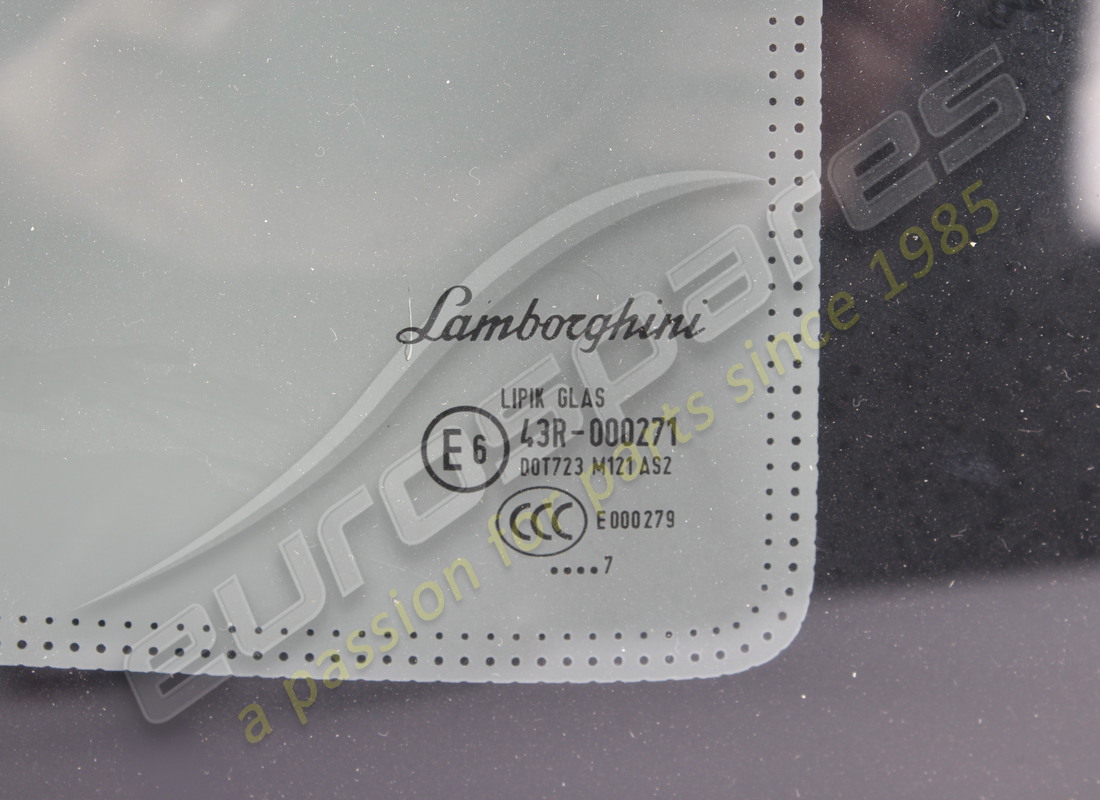 finestra triangolare usata lamborghini numero parte 470845115a (2)