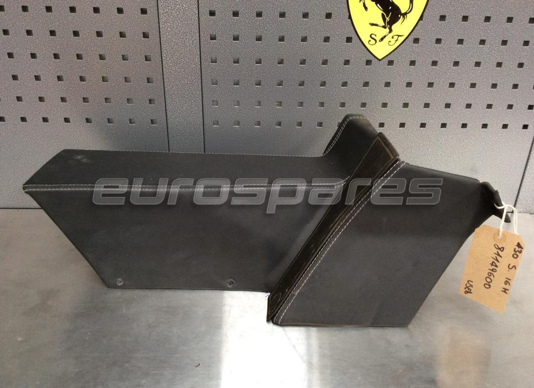 COPERTURA PARTE ANTERIORE DELLA CONSOLE CENTRALE Ferrari USATA. NUMERO PARTE 81149600 (1)