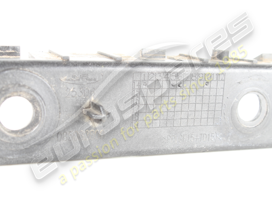 usato ferrari attacco posteriore sx. numero parte 85082800 (3)