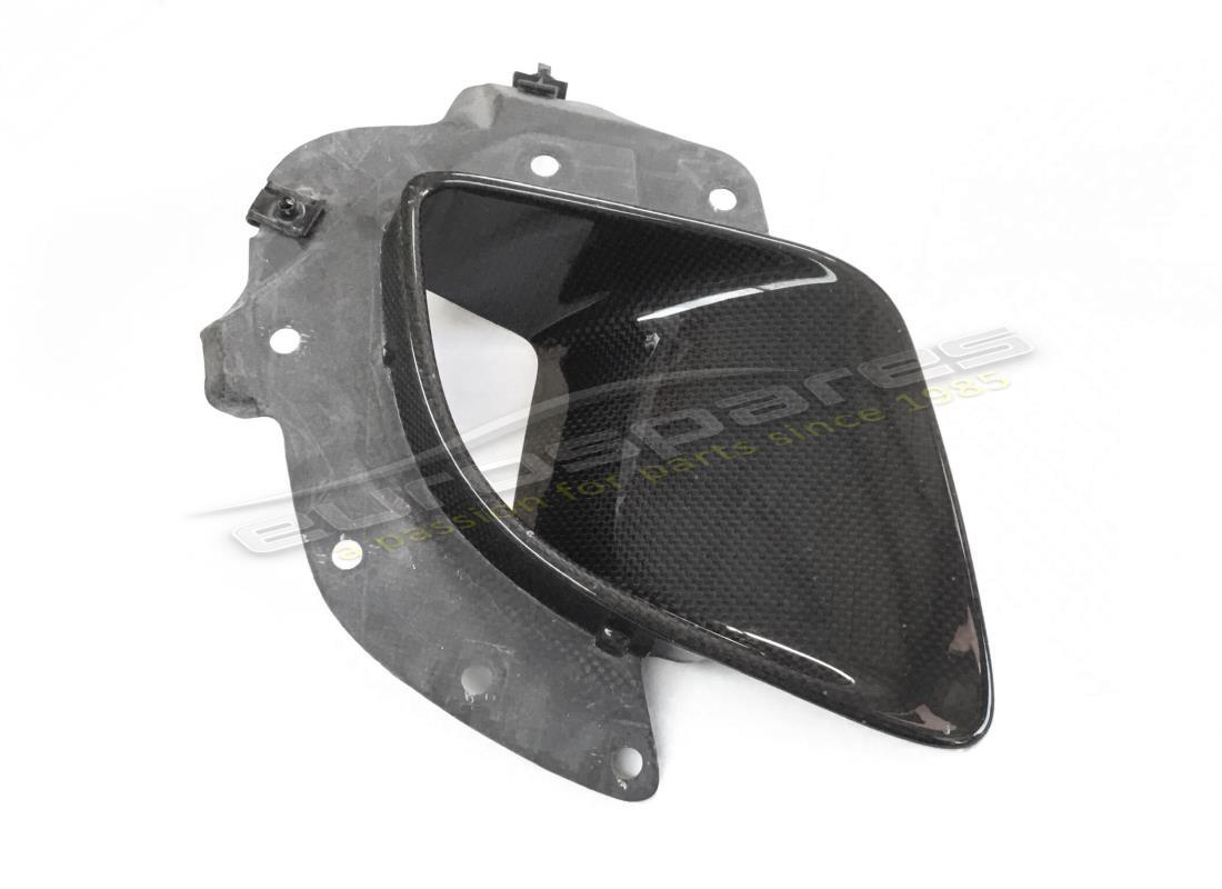 USATO Ferrari CONDOTTO ARIA FRENO DX . NUMERO PARTE 87870100 (1)