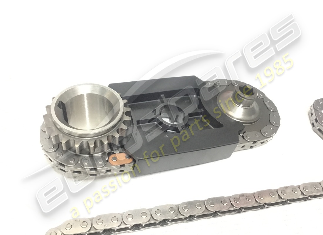nuovo maserati gruppo di controllo della fasatura e pompa dell'olio. codice articolo 319940 (2)