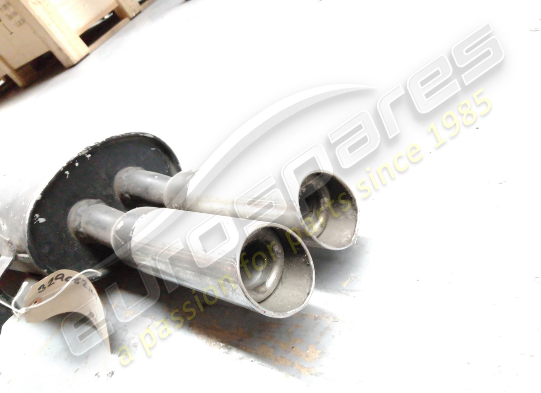 nuovo maserati tubo posteriore. numero parte 329062109 (3)