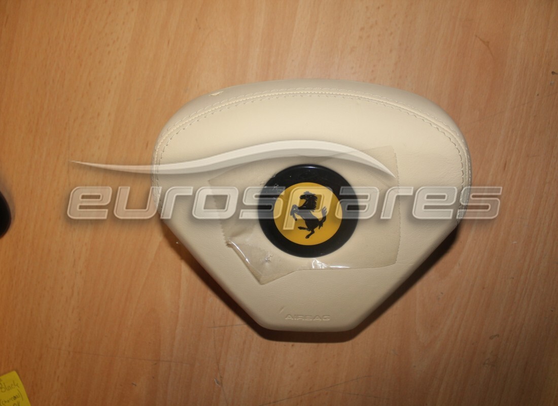 nuovo ferrari airbag lato conducente crema. numero parte 82023804 (1)