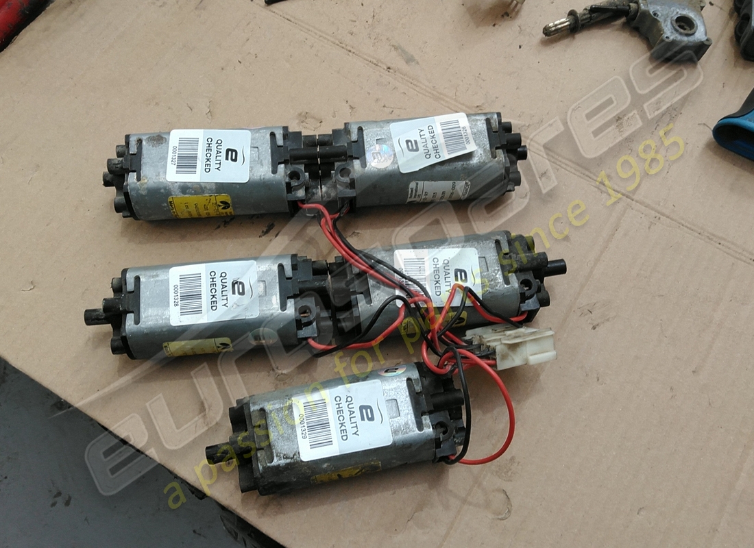USATO Eurospares UN SET DI MOTORI SEDILI. NUMERO PARTE EAP1374052 (1)