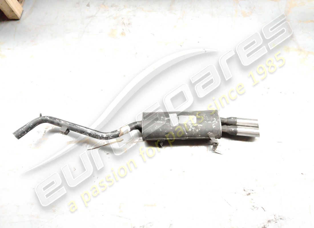 nuovo maserati tubo posteriore. numero parte 329062109 (1)