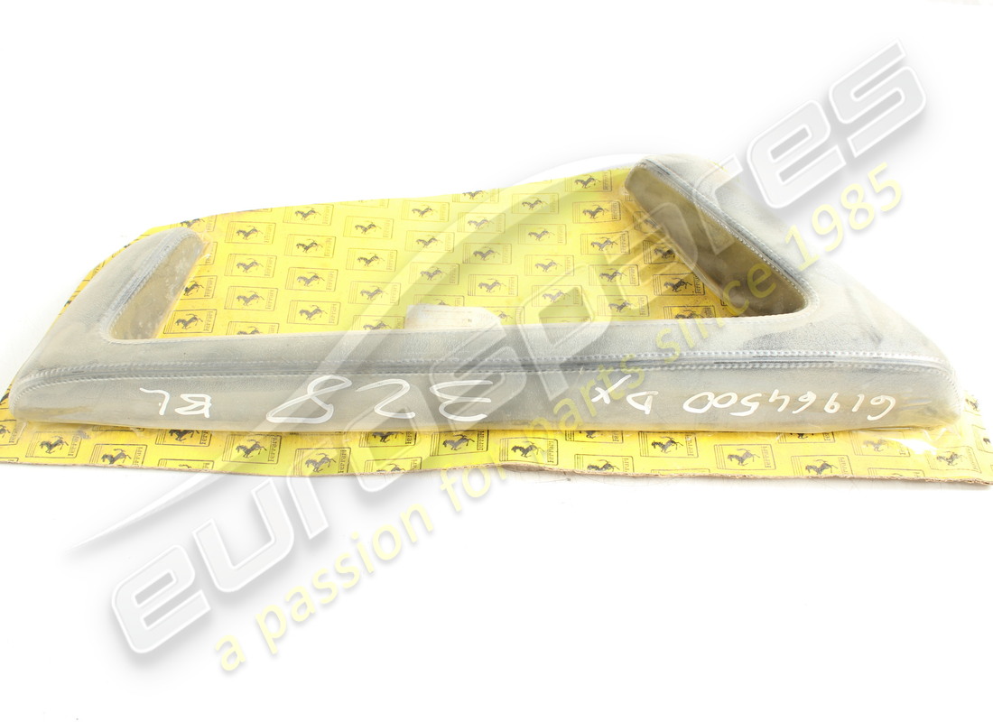 nuovo ferrari bracciolo destro. numero parte 61964500 (2)