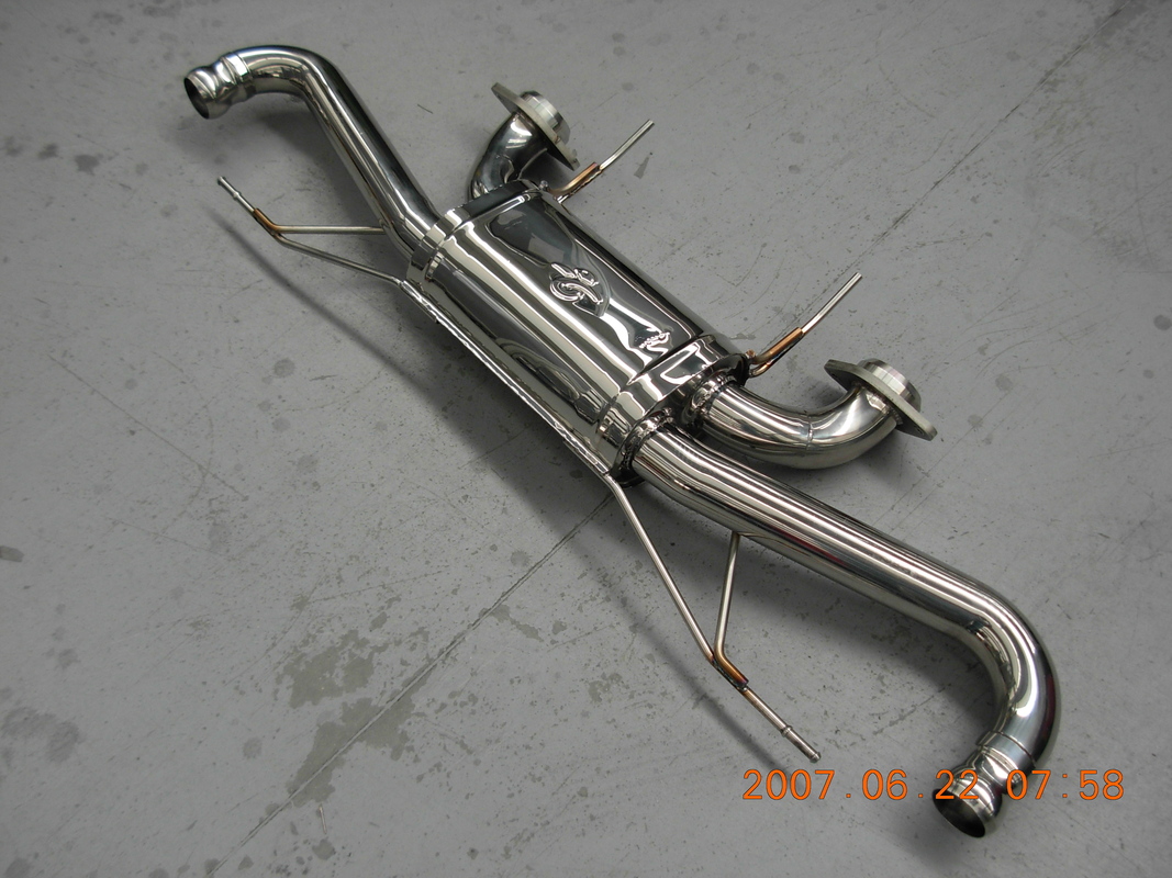 nuovo tubi db9 scarico rumoroso. numero parte tsasmdb9000ar (1)
