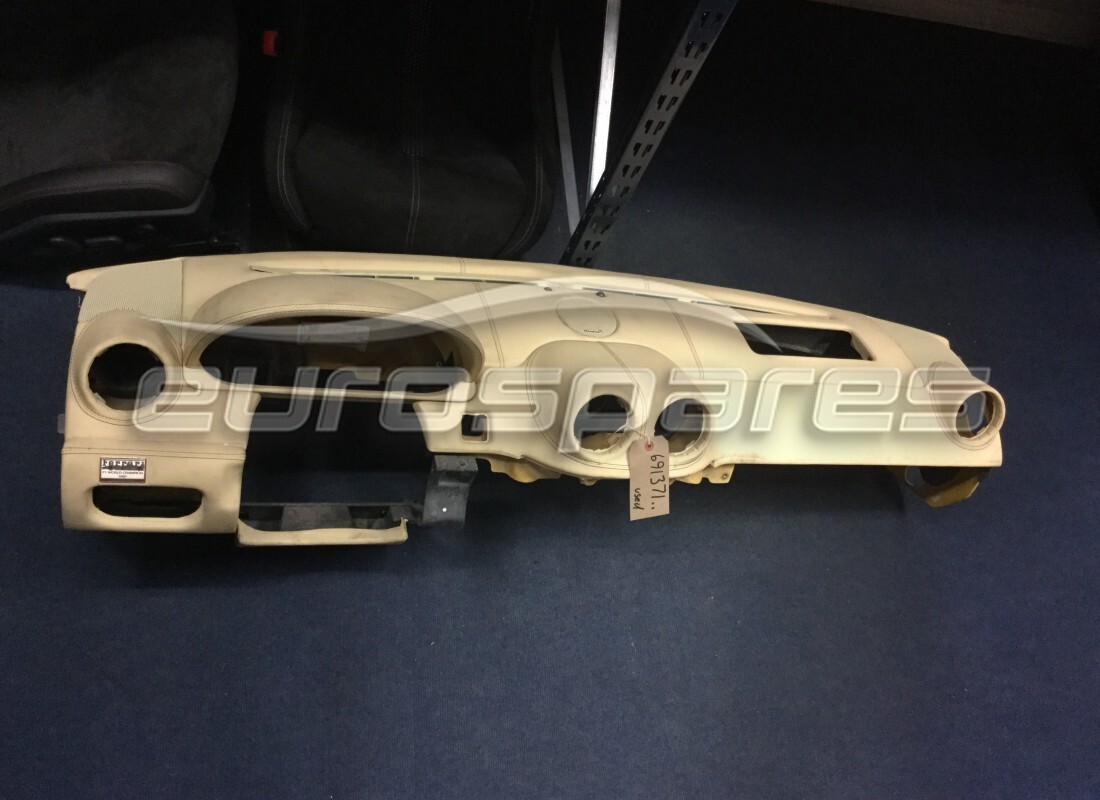 USATA Ferrari SOTTOSTRUTTURA CRUSCOTTO SUPERIORE. NUMERO PARTE 691371.. (1)