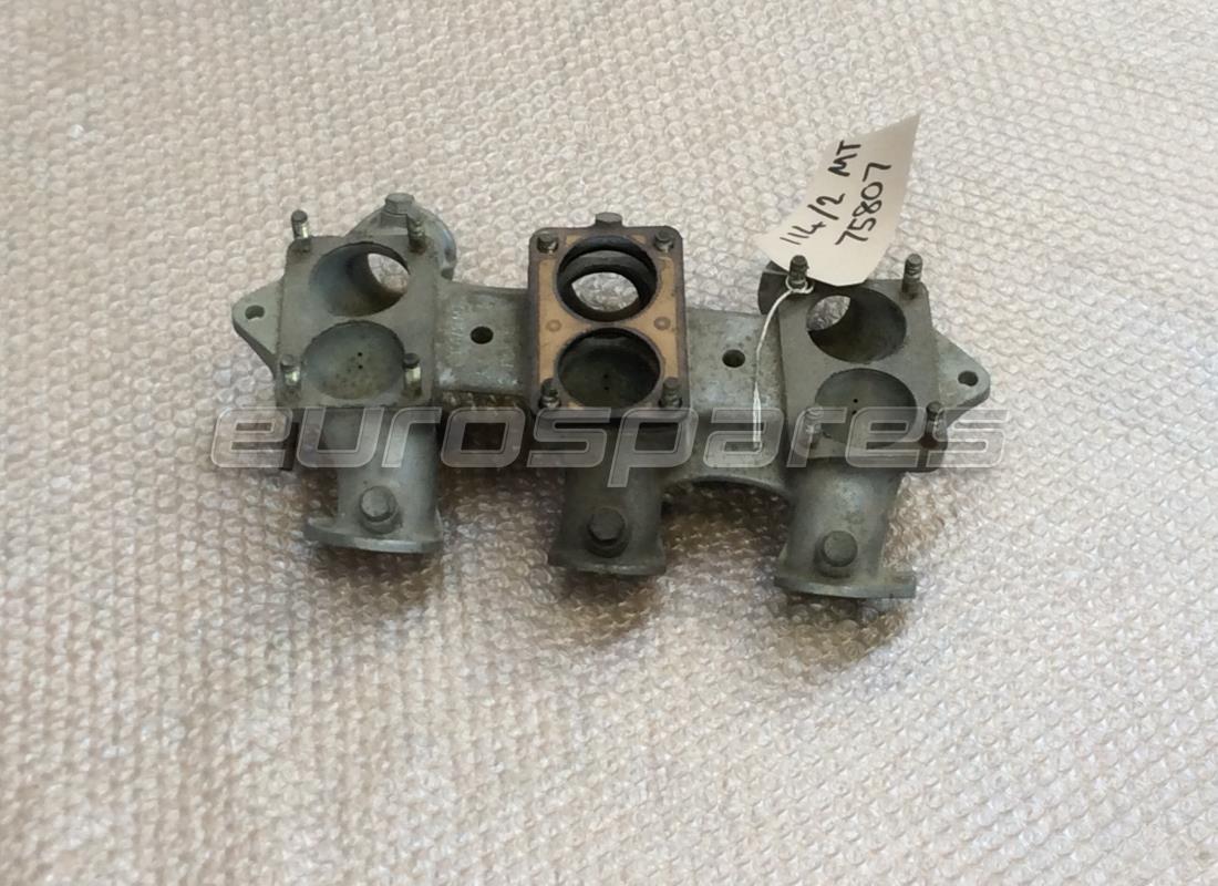 USATO Maserati COLLETTORE D'ASPIRAZIONE . NUMERO PARTE 1142MT75807 (1)