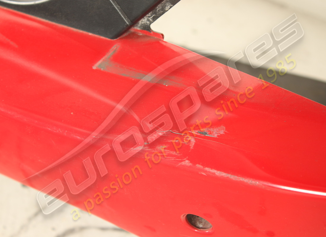 paraurti posteriore ferrari usato. numero parte 84725710 (3)