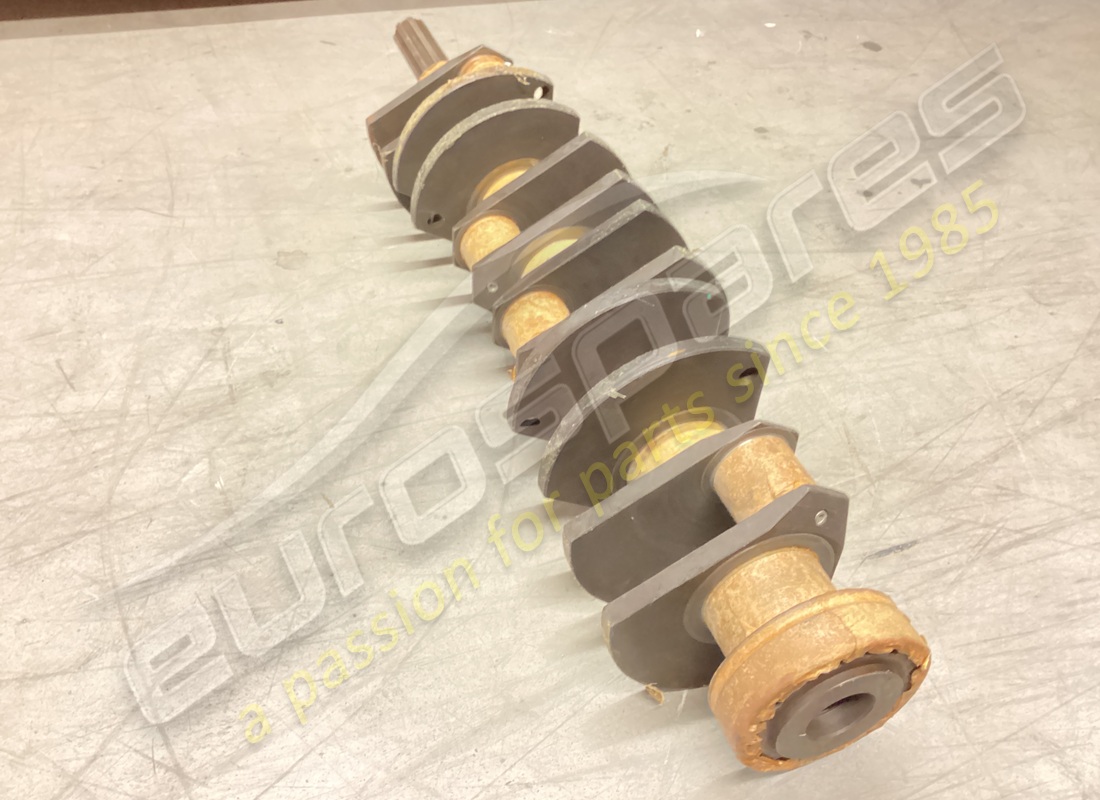 nuovo albero motore ferrari 365 gt4 2+2. numero parte 100117 (2)