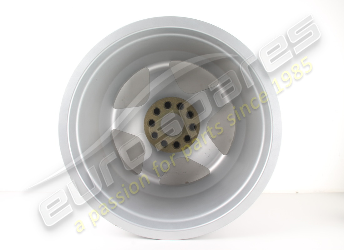 nuova ruota posteriore ferrari - oz racing (13jx17''). numero parte a2128 (5)