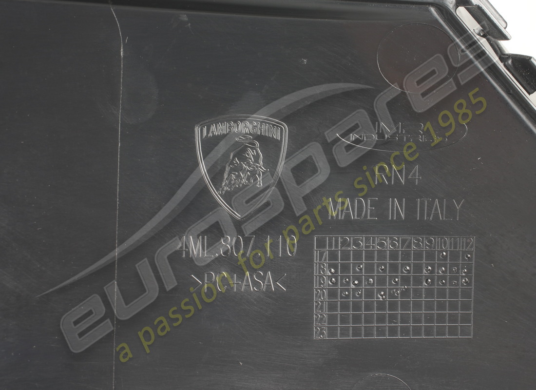 nuovo lamborghini rinforzo per paraurti. numero parte 4ml807251c (5)
