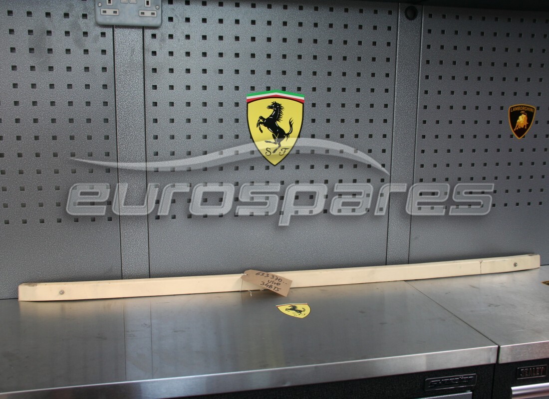 MODANATURA PORTAVALIGIA Ferrari USATA. NUMERO PARTE 633370.. (1)