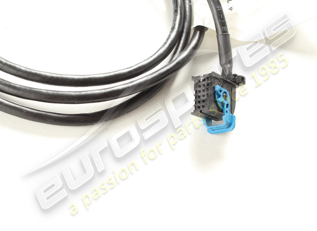CAVO PRESA USB-NDM Ferrari USATO. NUMERO PARTE 311948 (1)