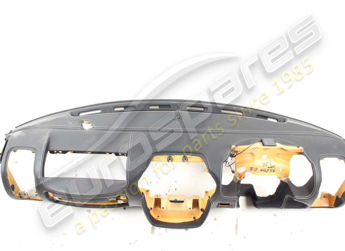 cruscotto ferrari usato. numero parte 820326.. (2)