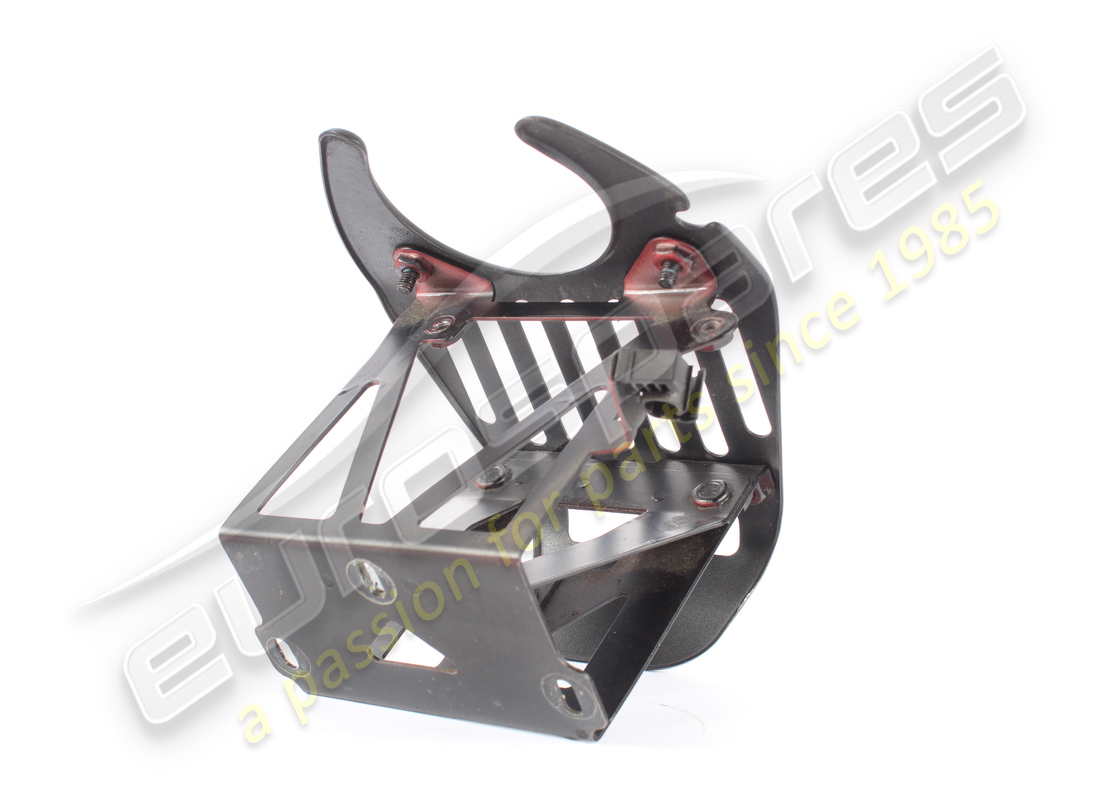 staffa di fissaggio del blocco ferrari usata. numero parte 82914000 (3)