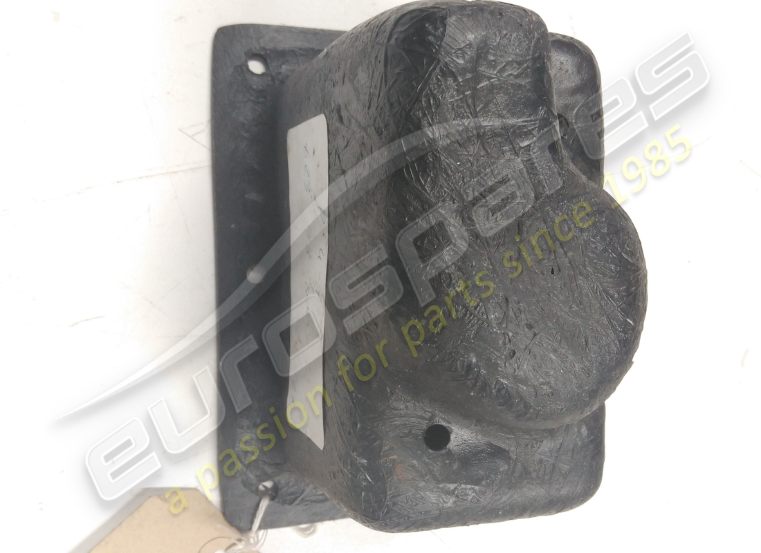 nuovo supporto ferrari. numero parte 62398800 (2)