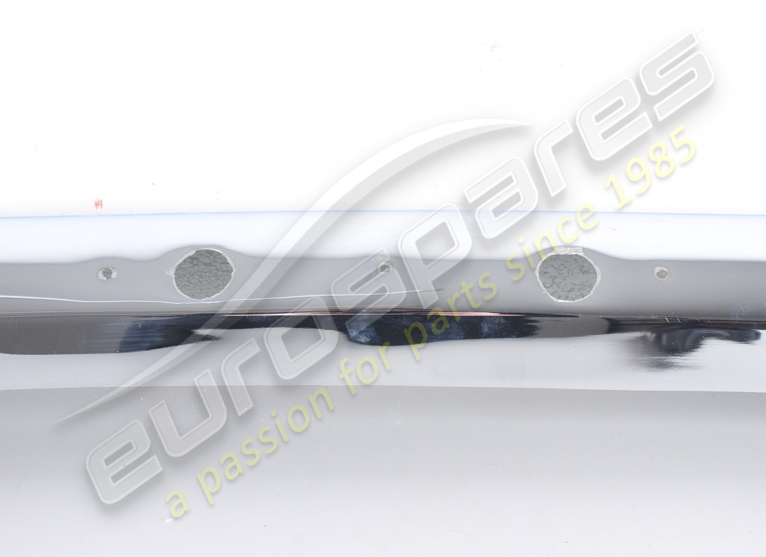 NUOVO FERRARI 275GTB PARAURTI CENTRALE POSTERIORE. NUMERO PARTE 20401709 (5) nuovo ferrari 275gtb paraurti centrale posteriore. numero parte 20401709 (5)