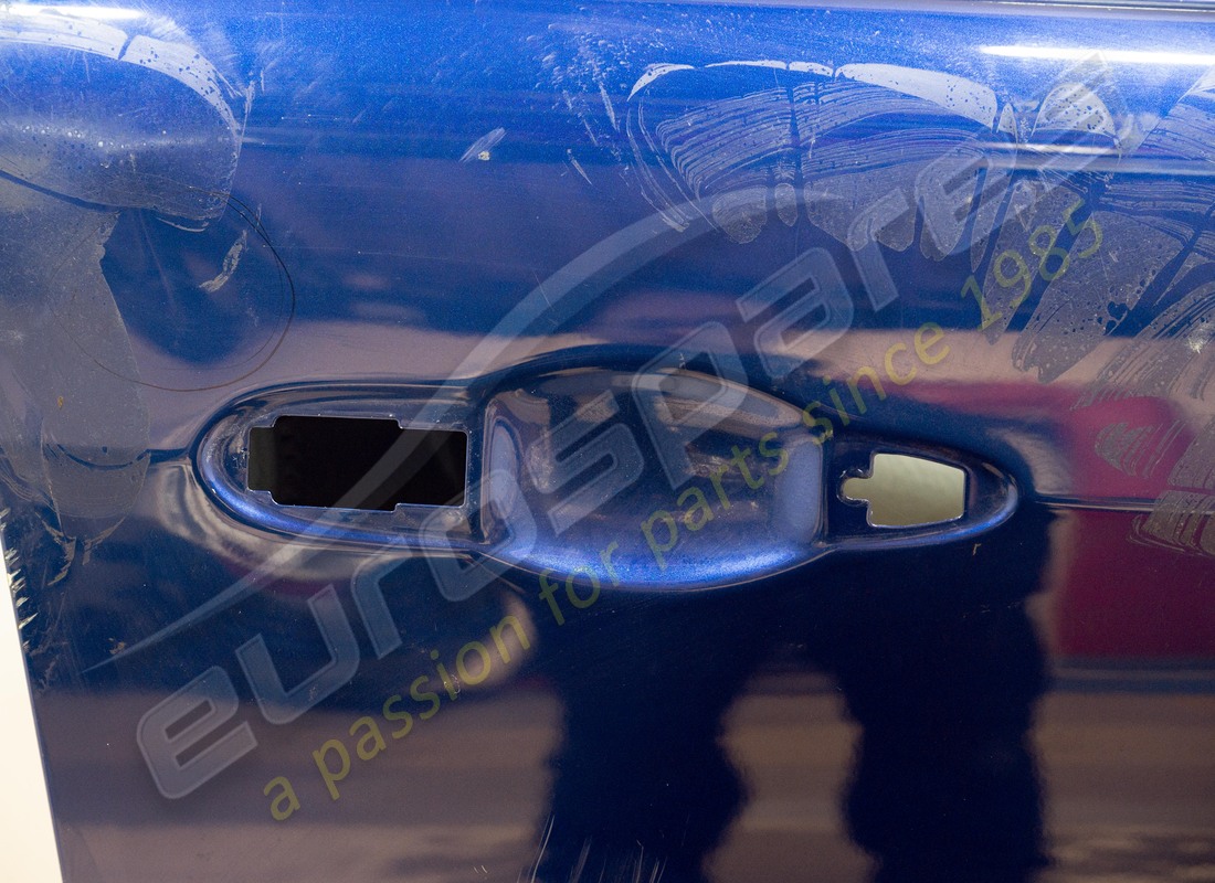 USATO MASERATI PORTA ANTERIORE DX. COMPLETA M16. NUMERO PARTE 673008287 (4) usato maserati porta anteriore dx. completa m16. numero parte 673008287 (4)