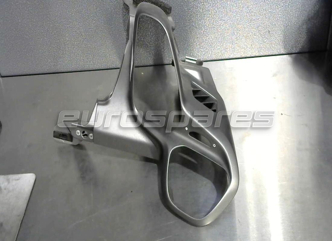 usato ferrari rivestimento ventilazione sx. numero parte 82807900 (1)