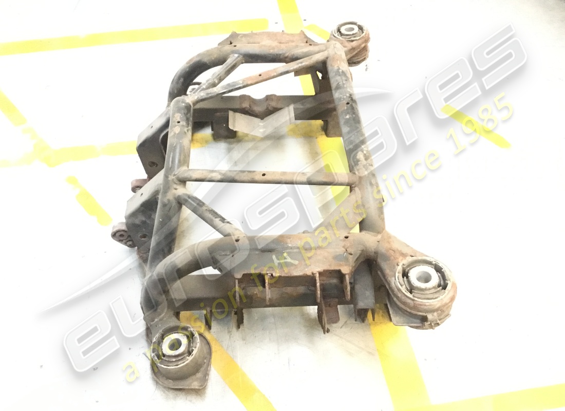 usato maserati gruppo telaio posteriore. numero parte 208591 (3)