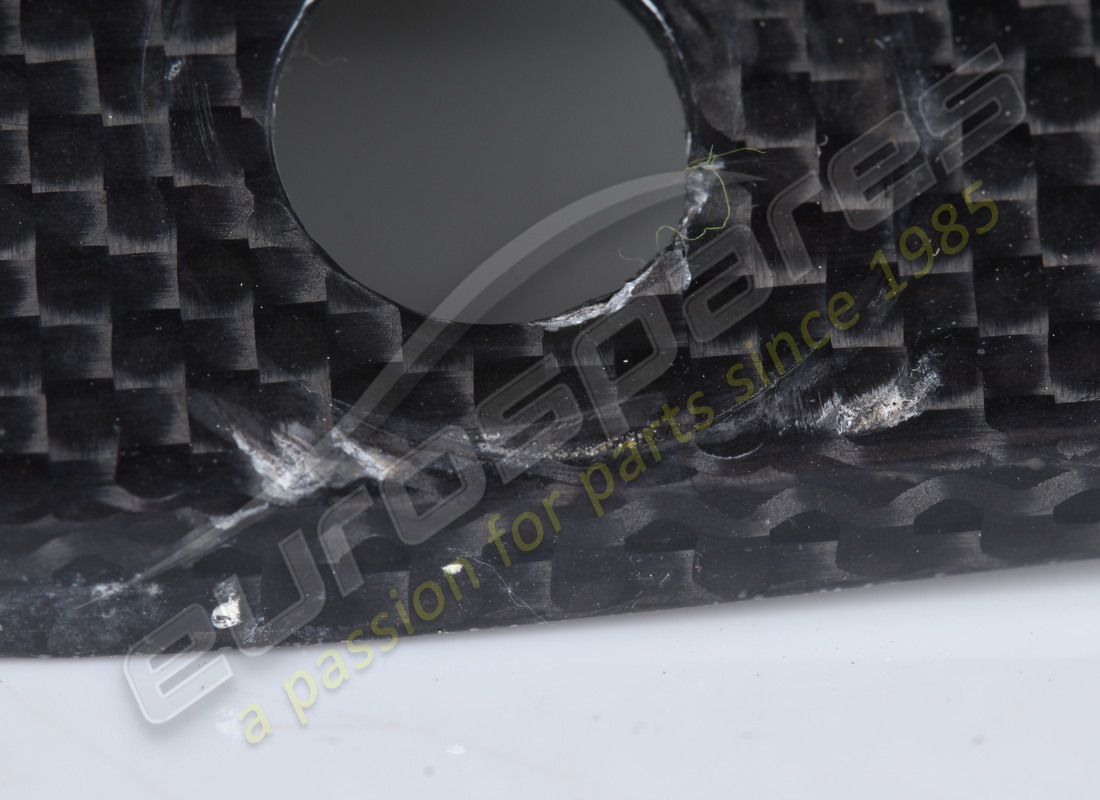 USATO FERRARI PANNELLO ANTERIORE DX - PANNELLO IN CARBONIO. NUMERO PARTE 68600800 (8) usato ferrari pannello anteriore dx - pannello in carbonio. numero parte 68600800 (8)