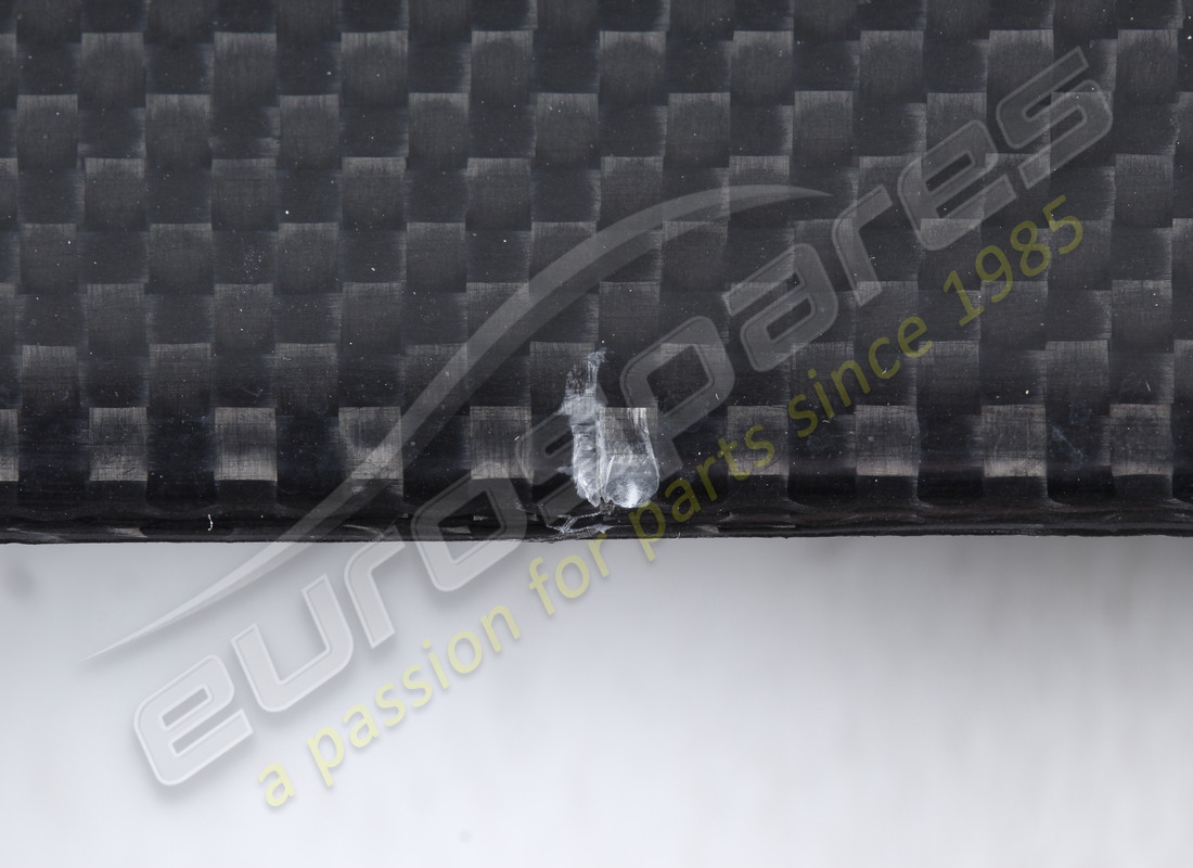 USATO FERRARI PANNELLO ANTERIORE DX - PANNELLO IN CARBONIO. NUMERO PARTE 68600800 (7) usato ferrari pannello anteriore dx - pannello in carbonio. numero parte 68600800 (7)