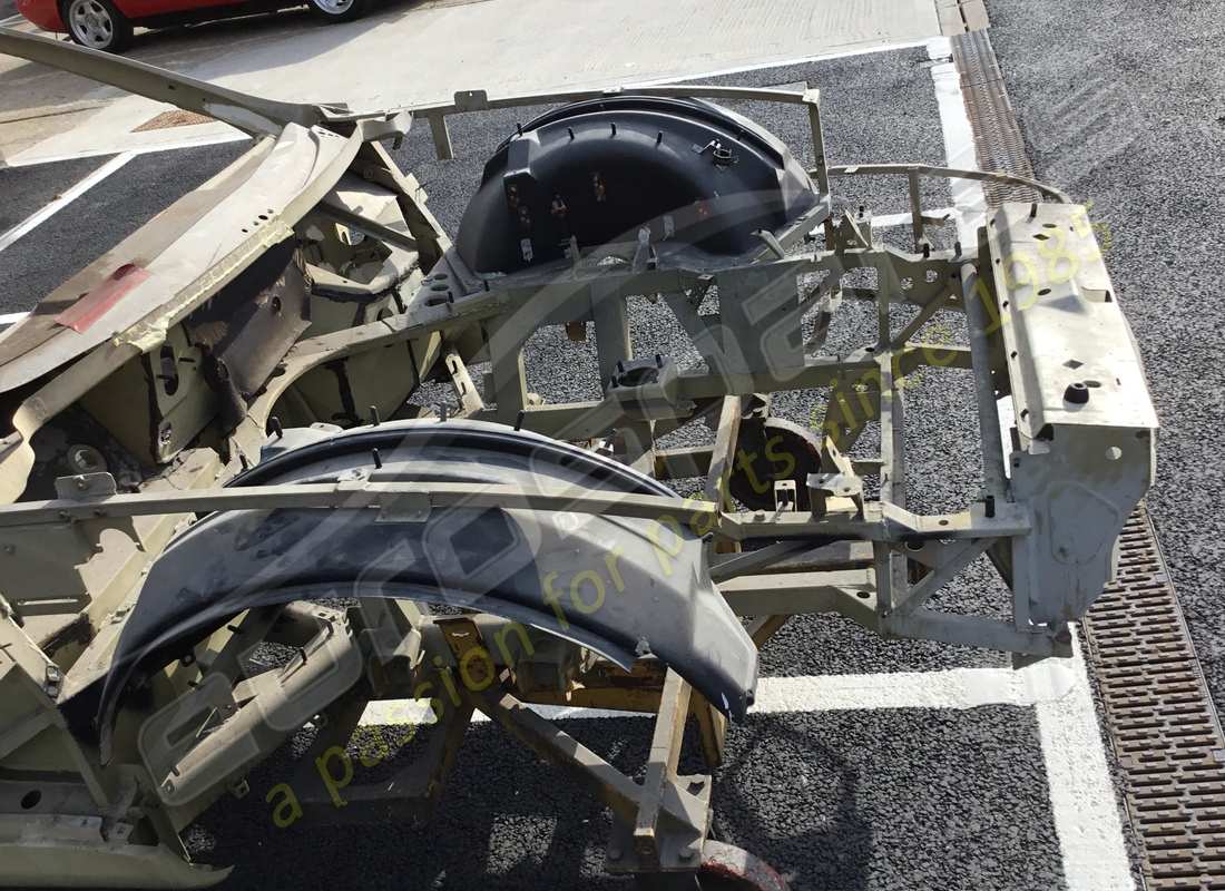 nuova carrozzeria superamerica eurospares ferrari 575. numero parte eap1227198 (9)