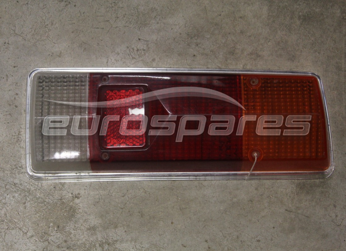 nuova lente posteriore destra maserati. numero parte 006744073 (1)