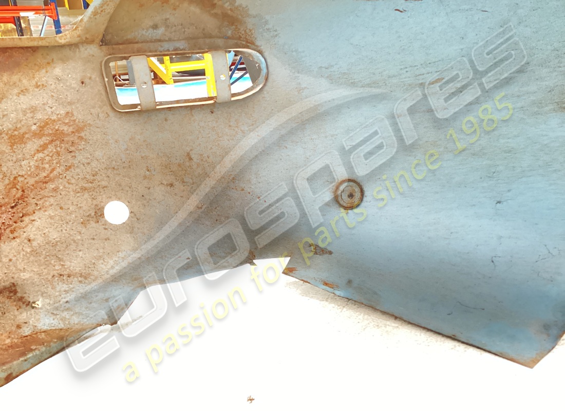 nuova ferrari parte posteriore completa 330 gt mk1. numero parte 2422000007 (5)