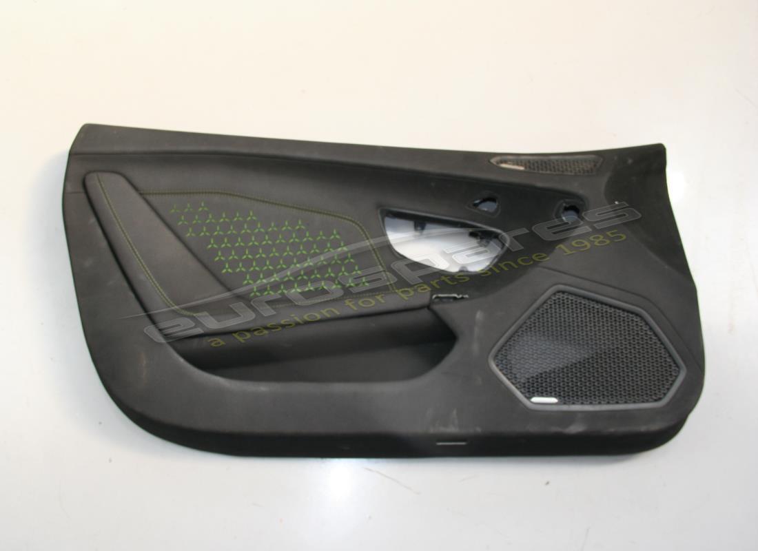 COPERTURA Lamborghini USATA PER PANNELLO DI RIVESTIMENTO DELLA PORTIERA. NUMERO PARTE 4T2867107BC (1)