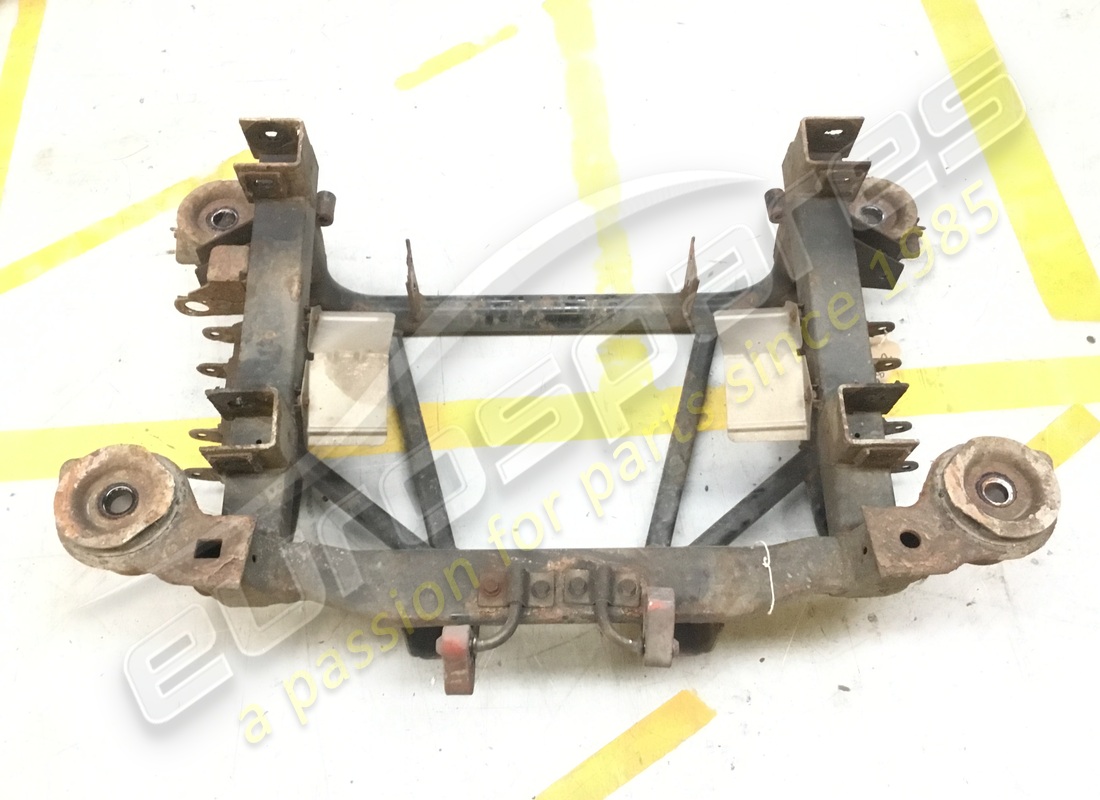 usato maserati gruppo telaio posteriore. numero parte 208591 (5)