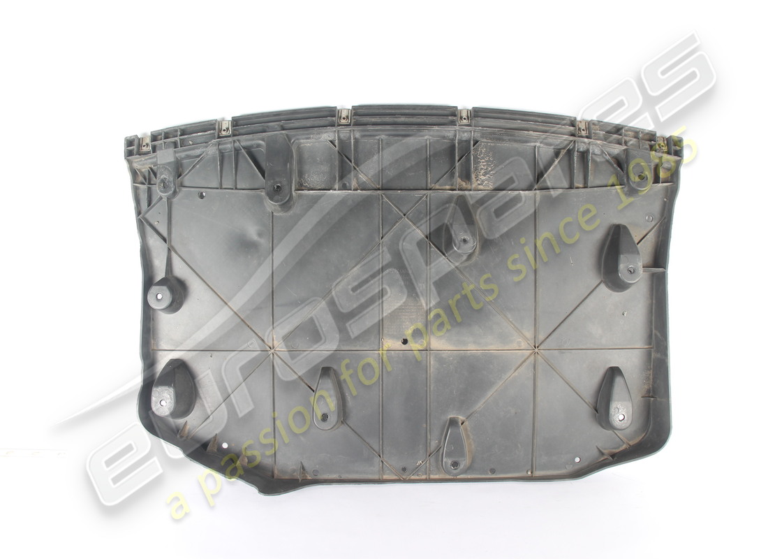 scudo aerodinamico posteriore usato maserati. numero parte 670031359 (2)