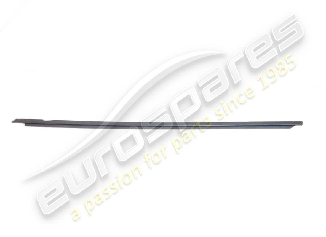 nuova ferrari modanatura paraspifferi sx. numero parte 60635400 (1)
