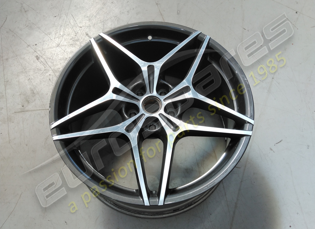 USATA Ferrari RUOTA POSTERIORE 20 POLLICI. NUMERO PARTE 303335 (1)