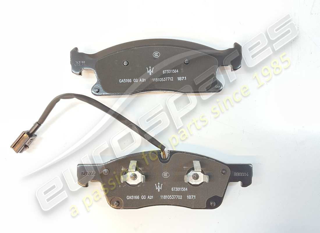 nuovo maserati set pastiglie freno anteriore. numero parte 673011564 (3)