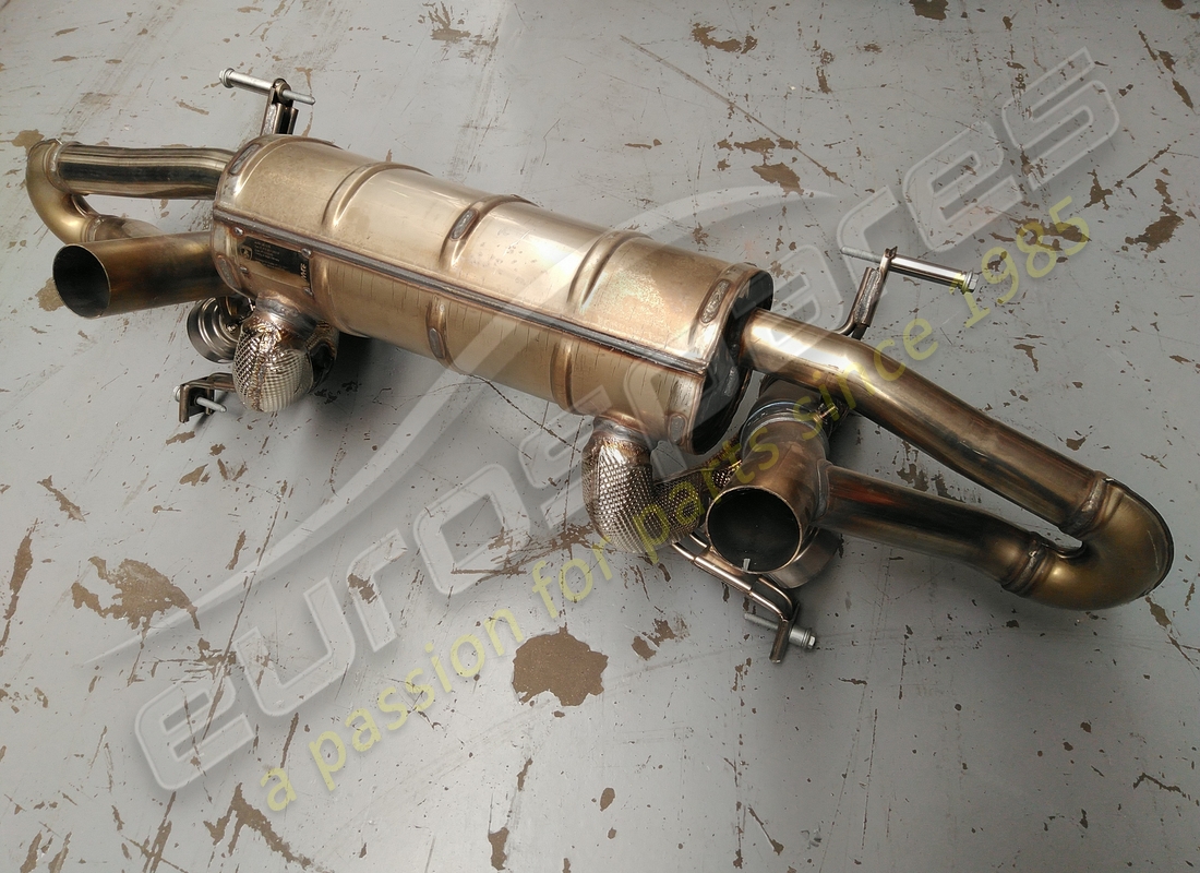 marmitta lamborghini usata. numero parte 4t0251051b (3)