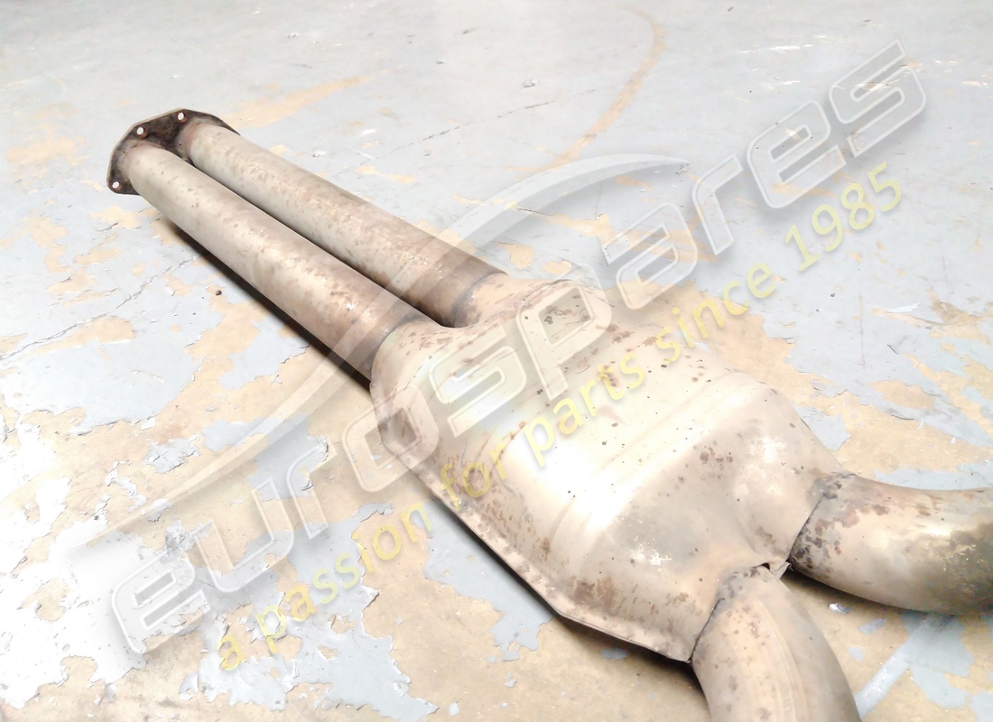 collettore maserati usato con convertitore catalitico. numero parte 389005104 (3)